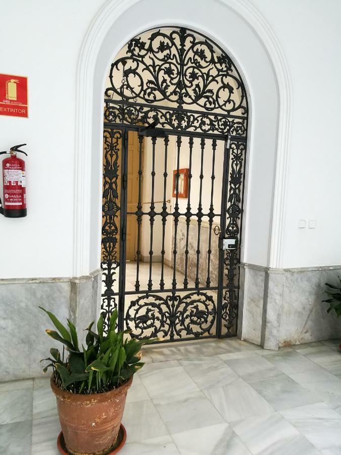 Apartamento Aldama En El Centro De Sanlucar De Barrameda Bagian luar foto